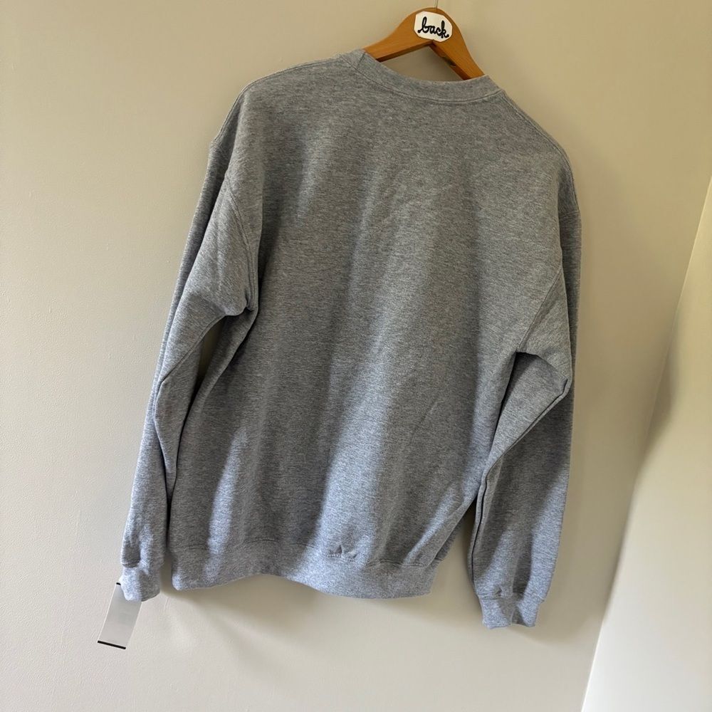 Star Wars Gray Crewneck Sweater Baby Yoda Grogu Design Adult M new NWT - Picture 6 of 6